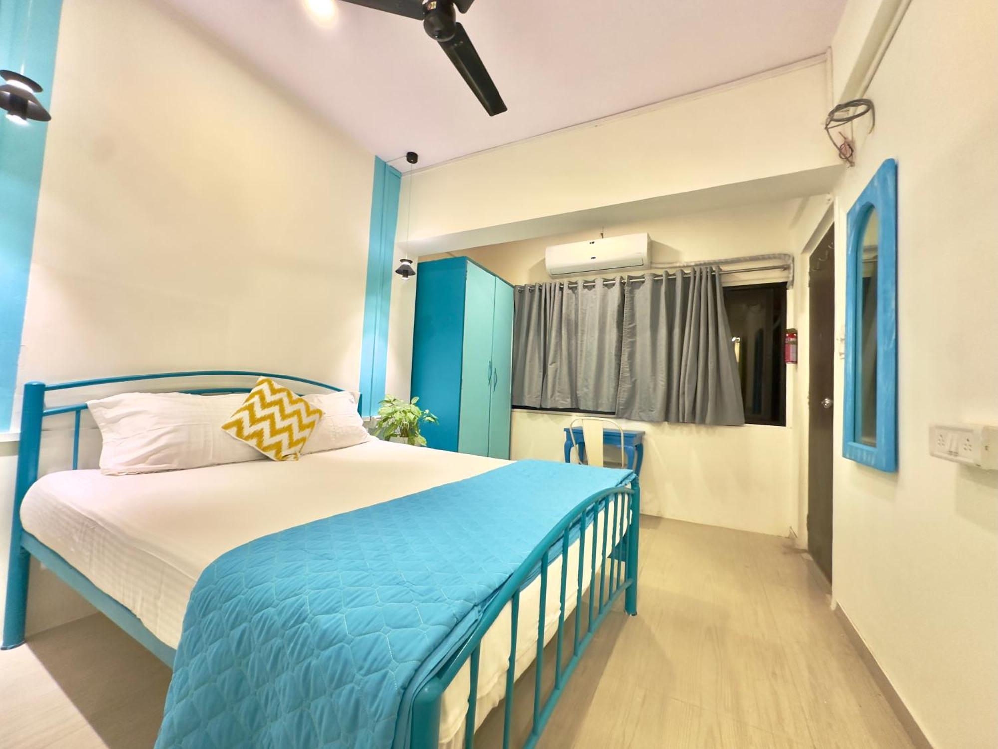 Locomo Express - Stay Work Eat Mumbai Exterior photo